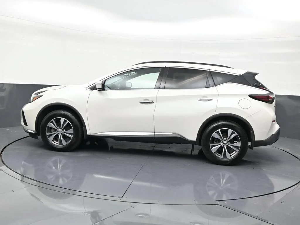 2021 Nissan Murano SV photo 2