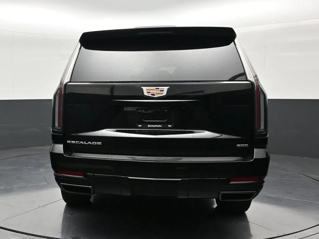 2026 Cadillac Escalade ESV Sport photo 4
