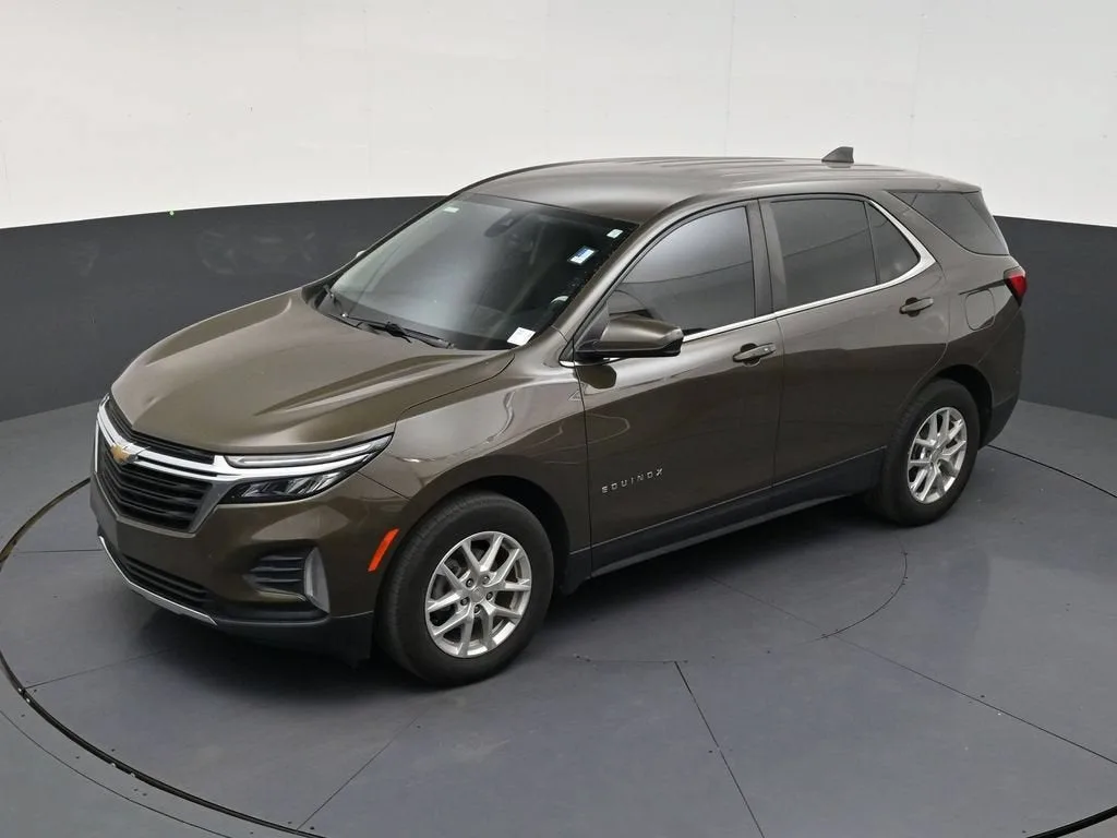 2023 Chevrolet Equinox LT photo 12
