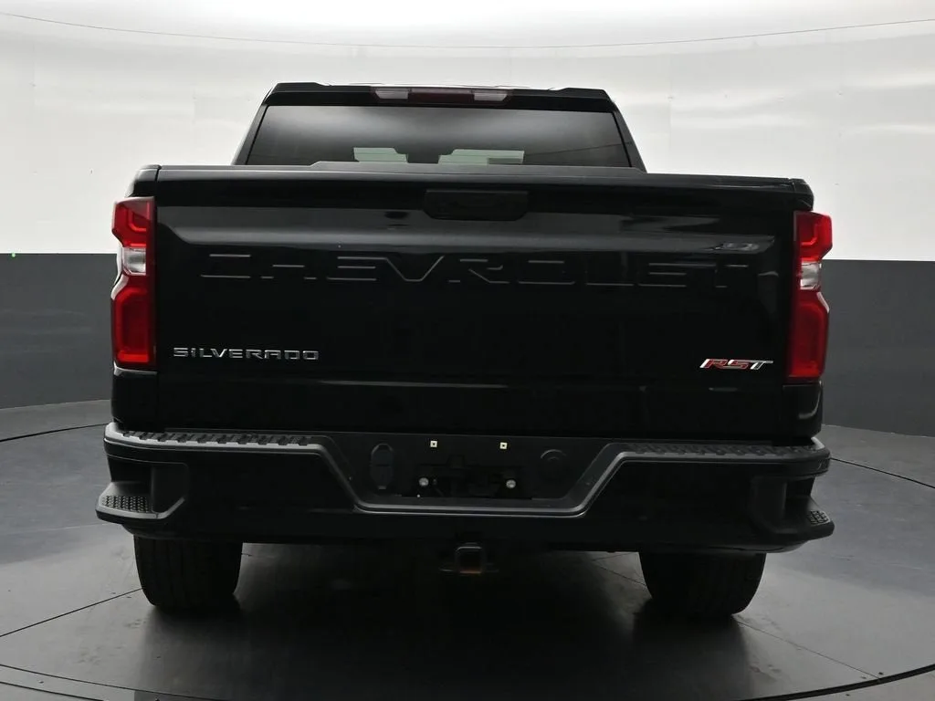 2024 Chevrolet Silverado 1500 RST photo 4