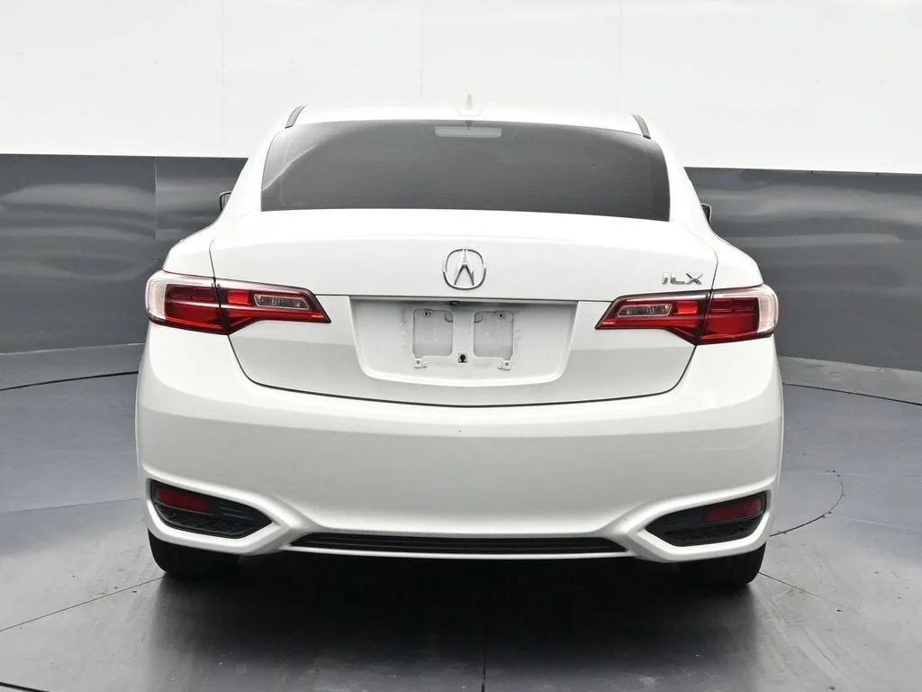 2018 Acura ILX 4DR SDN photo 4