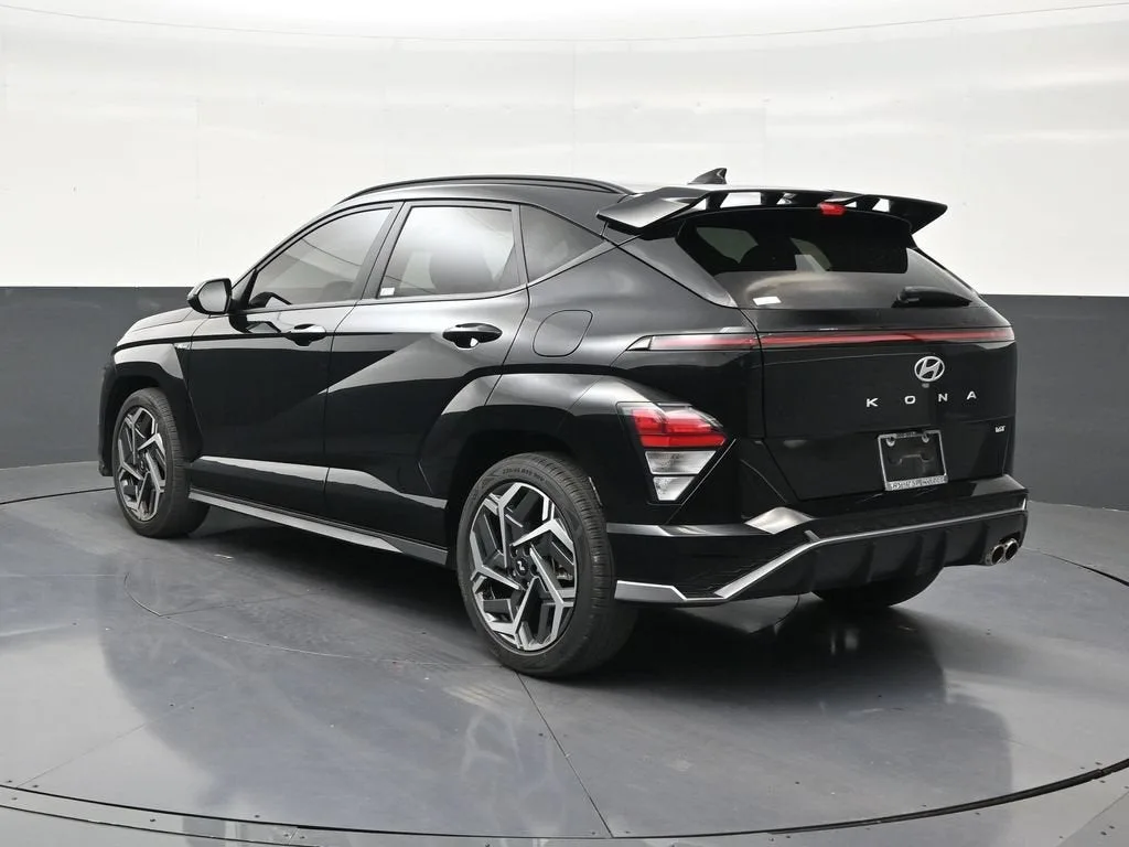 2024 Hyundai Kona N Line photo 3