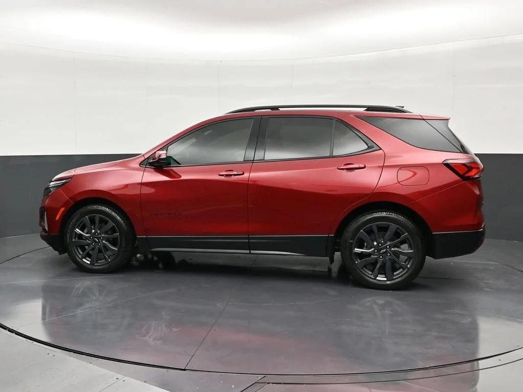 2022 Chevrolet Equinox RS photo 2