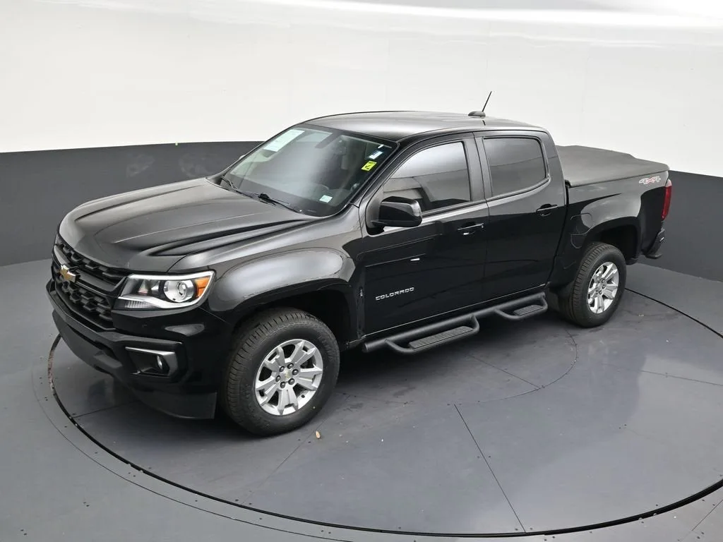 2022 Chevrolet Colorado LT photo 10