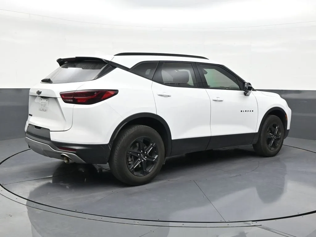2024 Chevrolet Blazer 3LT photo 5