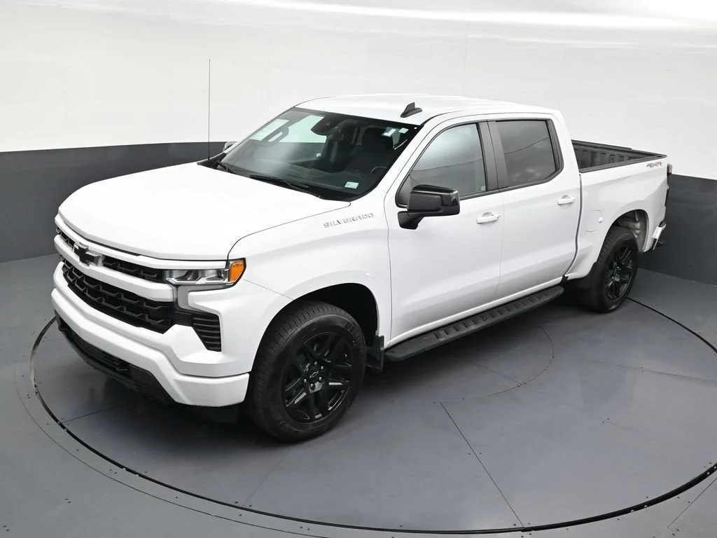 2022 Chevrolet Silverado 1500 RST photo 11