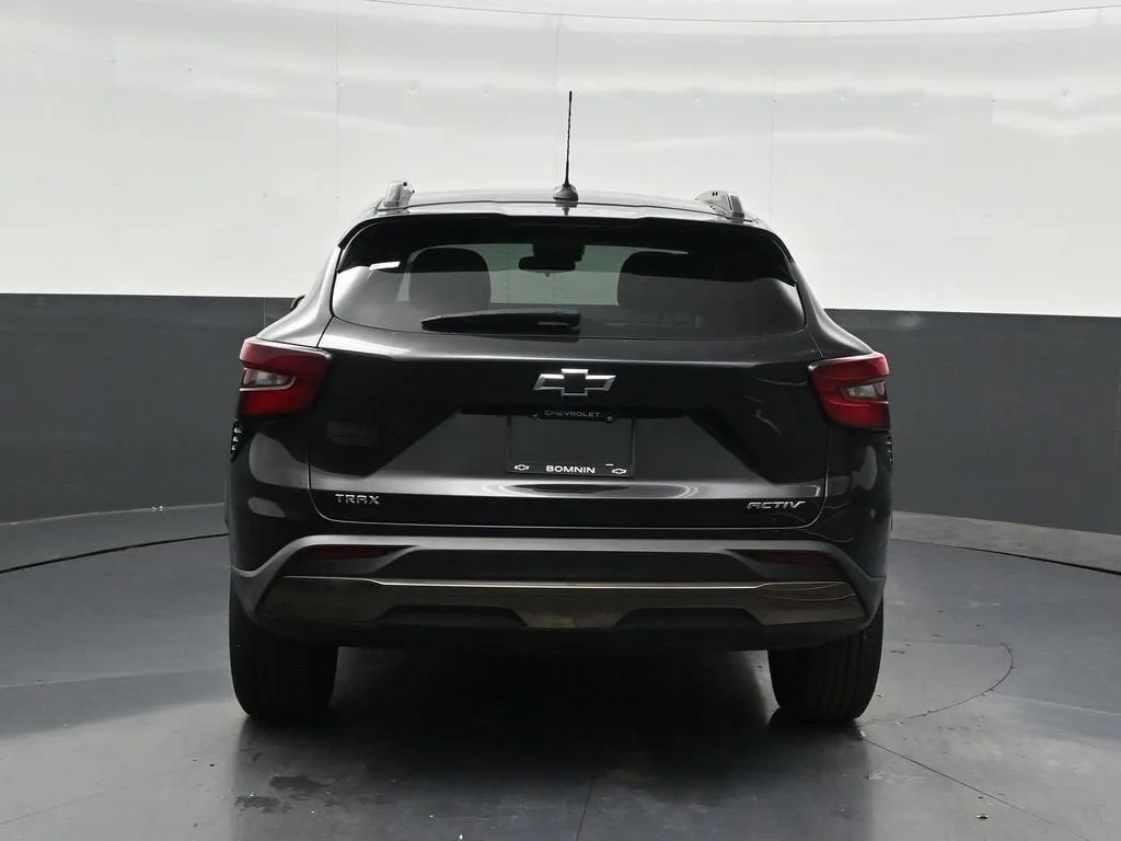 2025 Chevrolet Trax ACTIV photo 4