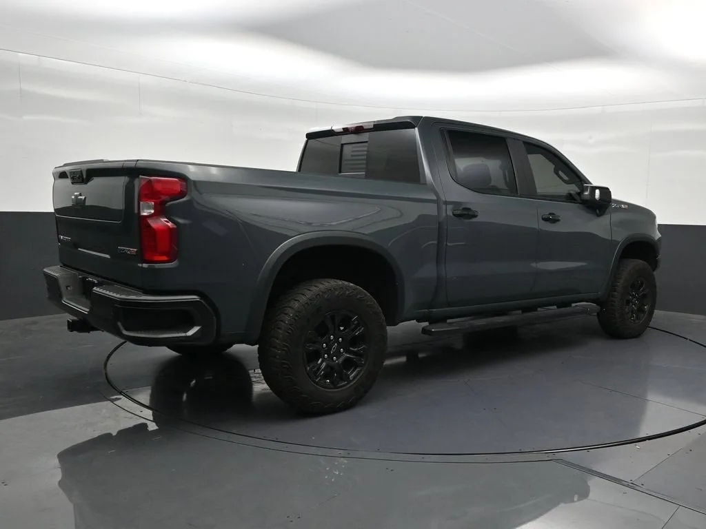 2025 Chevrolet Silverado 1500 ZR2 photo 5