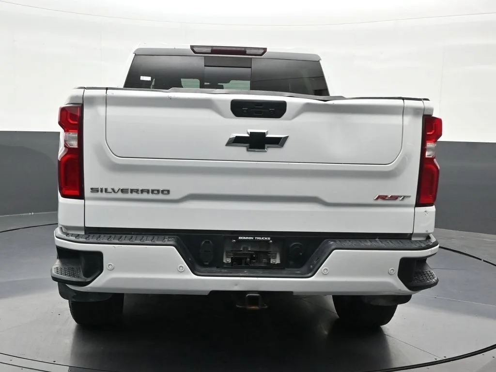 2022 Chevrolet Silverado 1500 LTD RST photo 4