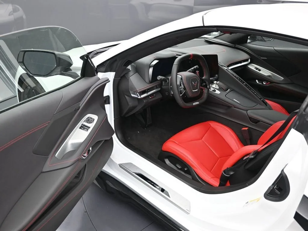 2025 Chevrolet Corvette Z06 1LZ photo 10