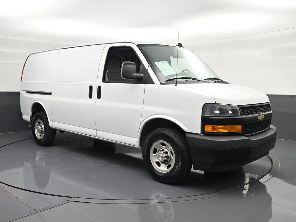 2022 Chevrolet Express 3500 Work Van Cargo photo 5