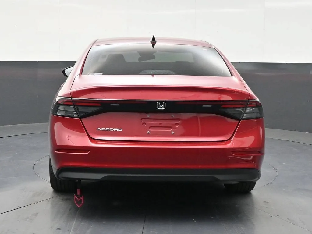 2025 Honda Accord Sedan SE photo 4