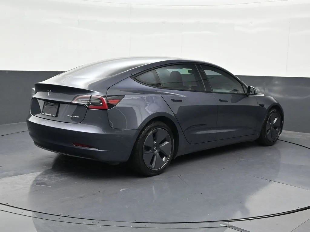 2023 Tesla Model 3 Long Range photo 5
