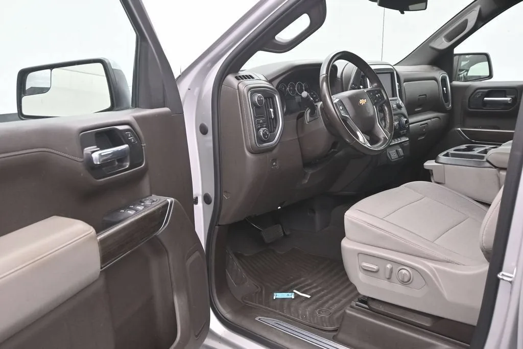 2022 Chevrolet Silverado 1500 LTD LT photo 11