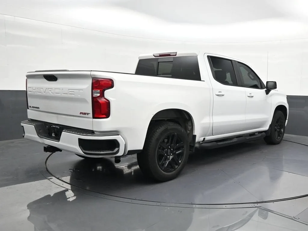 2023 Chevrolet Silverado 1500 RST photo 5