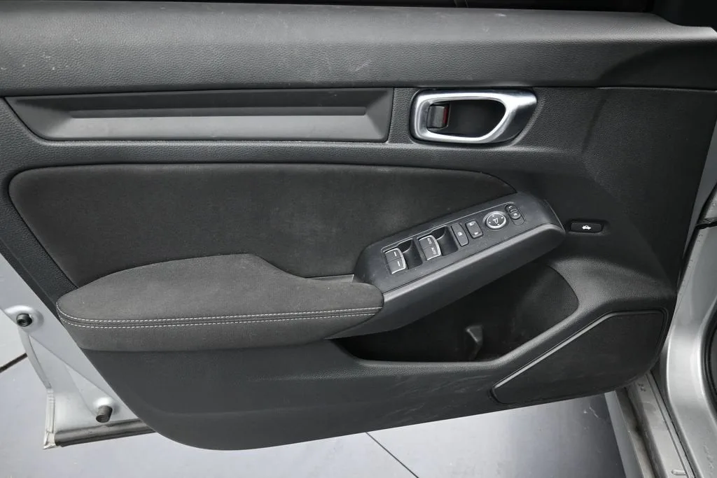 2025 Honda Civic Sedan Sport photo 10