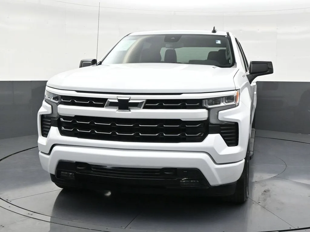 2023 Chevrolet Silverado 1500 RST photo 8