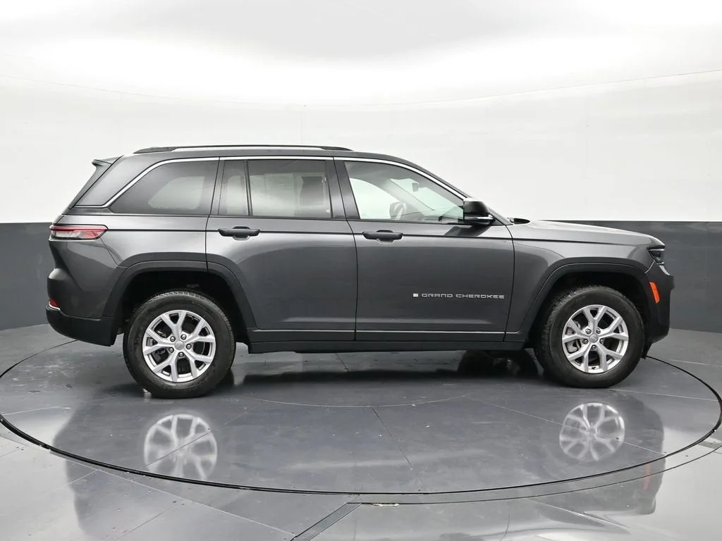 2022 Jeep Grand Cherokee Limited 4x4 photo 6