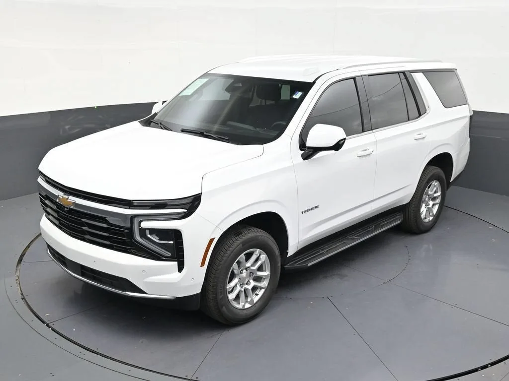 2026 Chevrolet Tahoe LS photo 11