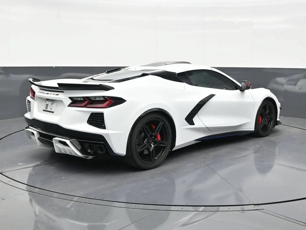 2025 Chevrolet Corvette Stingray 1LT photo 5