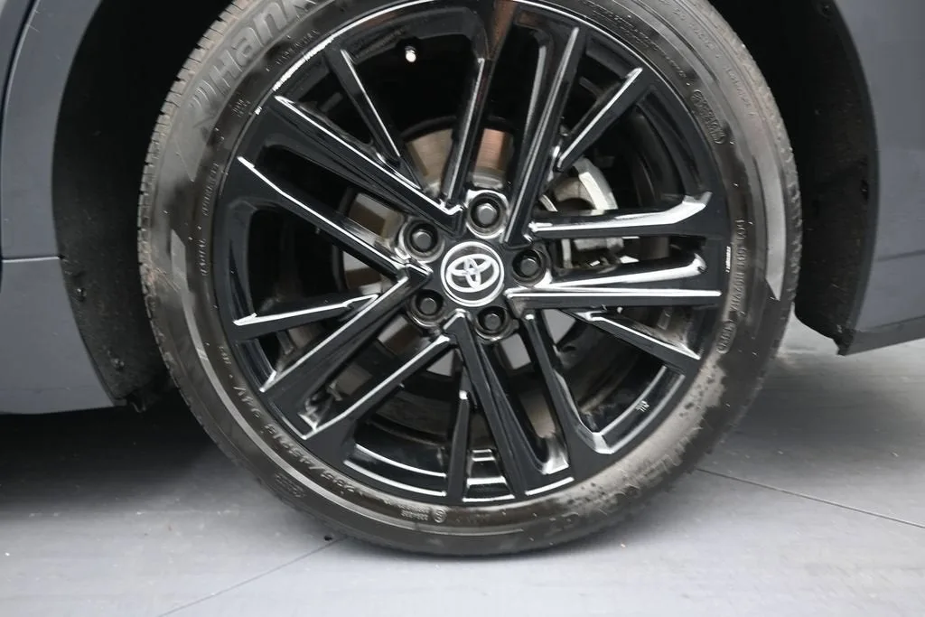 2026 Toyota Camry LE photo 10
