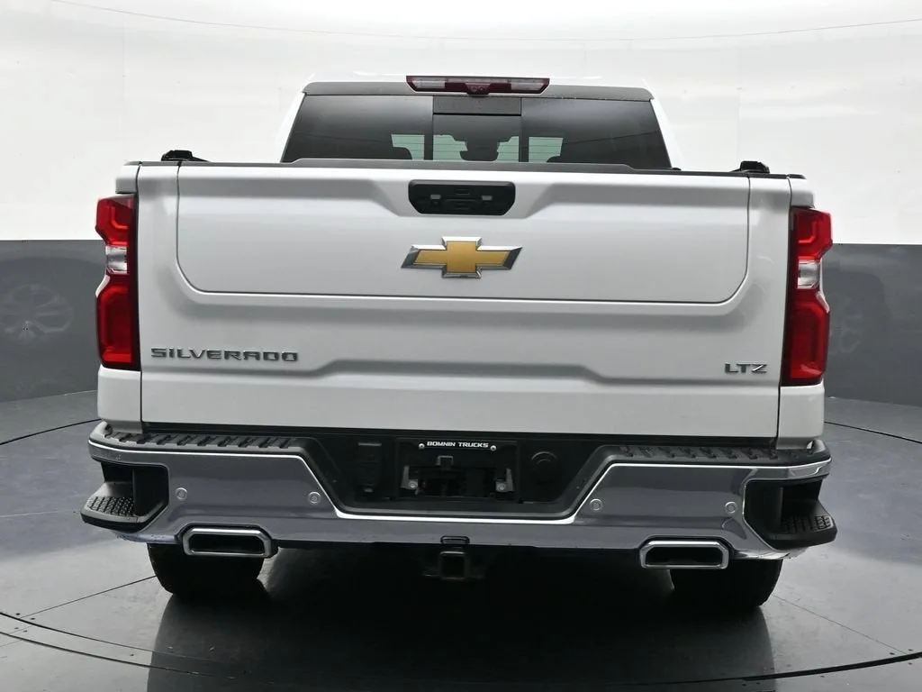 2023 Chevrolet Silverado 1500 LTZ photo 4