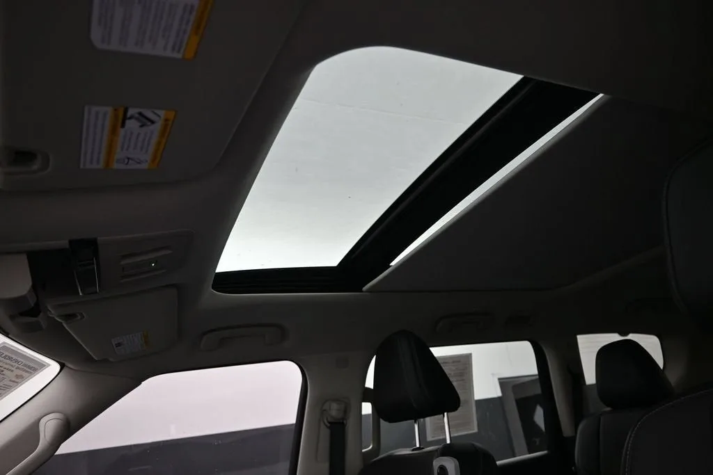 2025 INFINITI QX80 PURE AWD photo 12