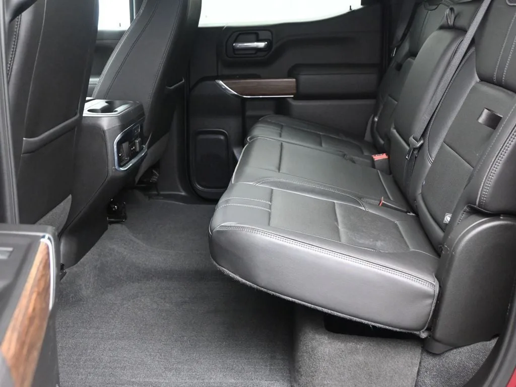 2020 Chevrolet Silverado 1500 High Country photo 12