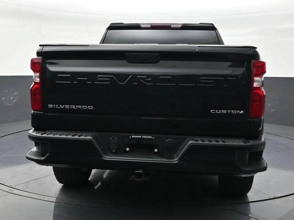2022 Chevrolet Silverado 1500 LTD Custom photo 4