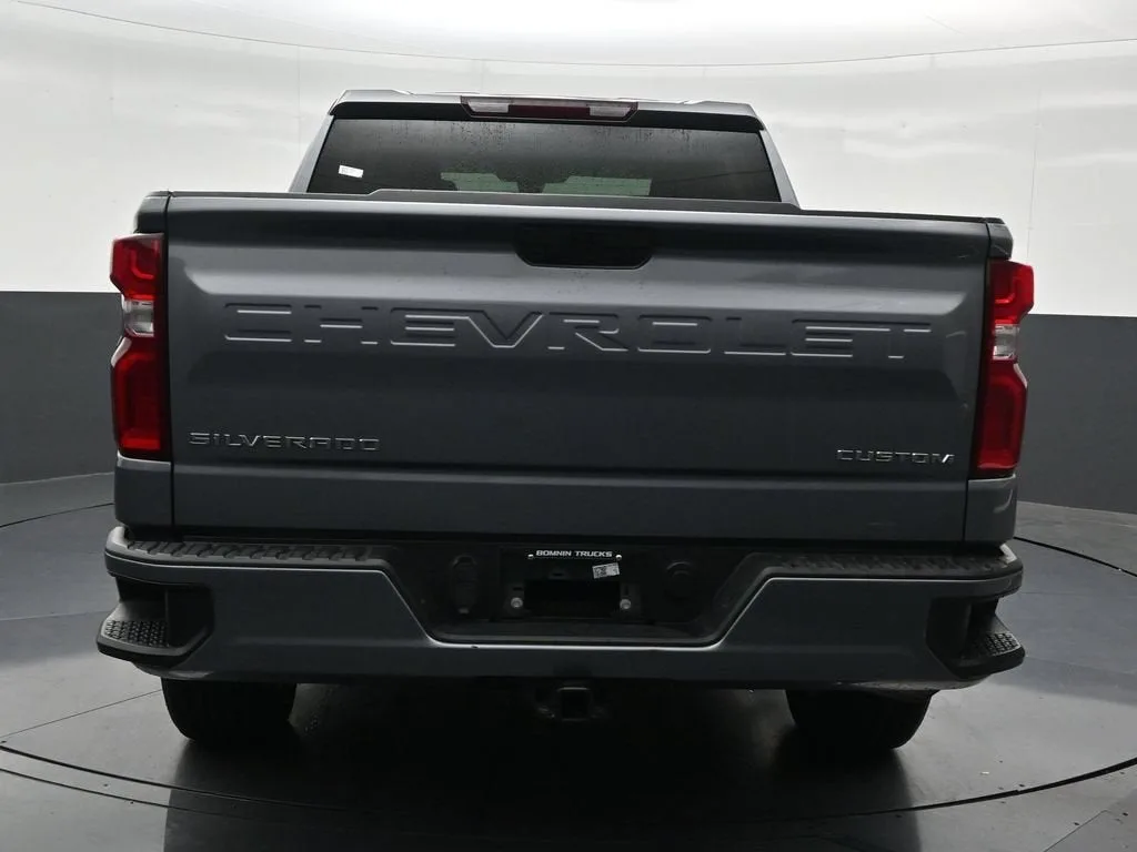 2022 Chevrolet Silverado 1500 LTD Custom photo 4