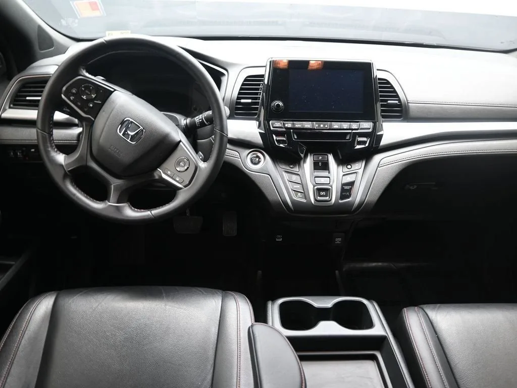 2024 Honda Odyssey Sport photo 12