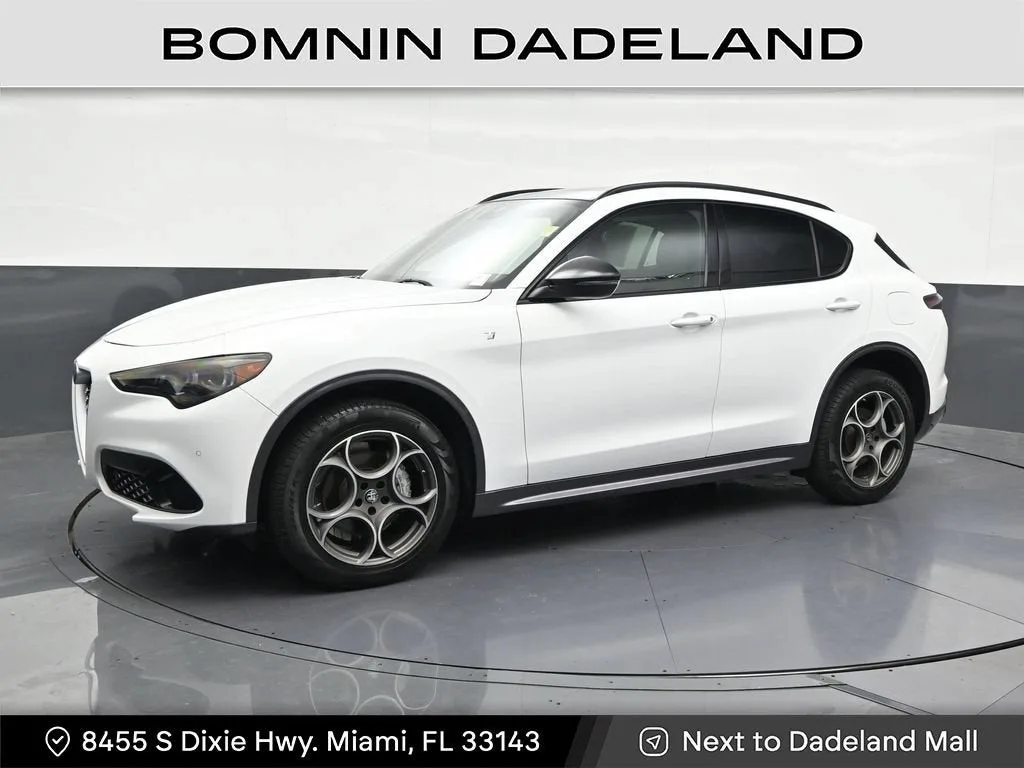 2024 Alfa Romeo Stelvio