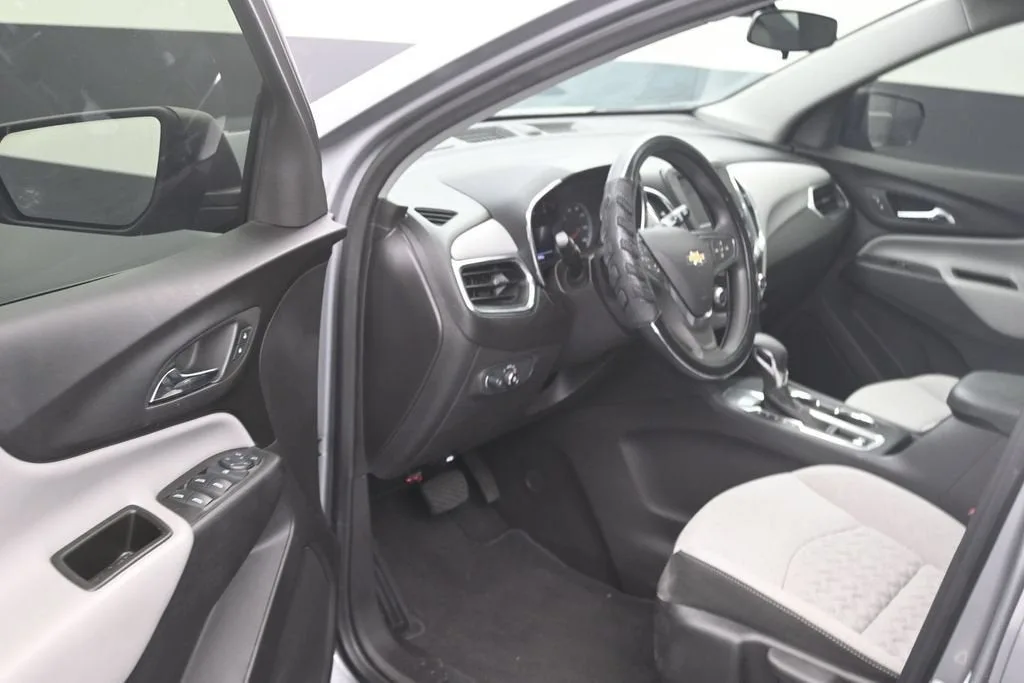 2024 Chevrolet Equinox LS photo 11