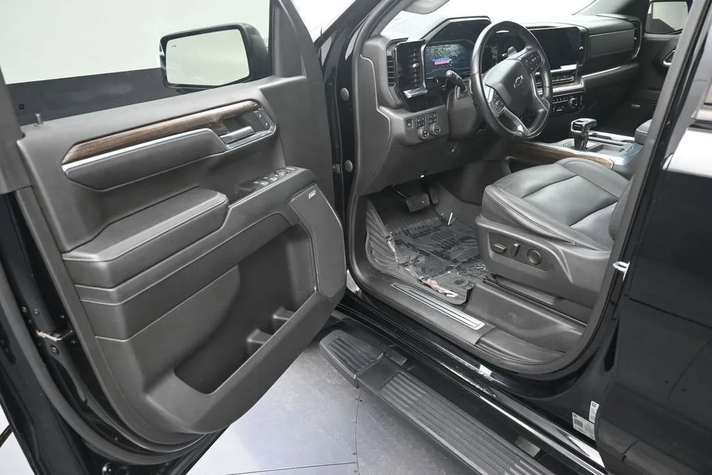 2023 Chevrolet Silverado 1500 LT Trail Boss photo 10