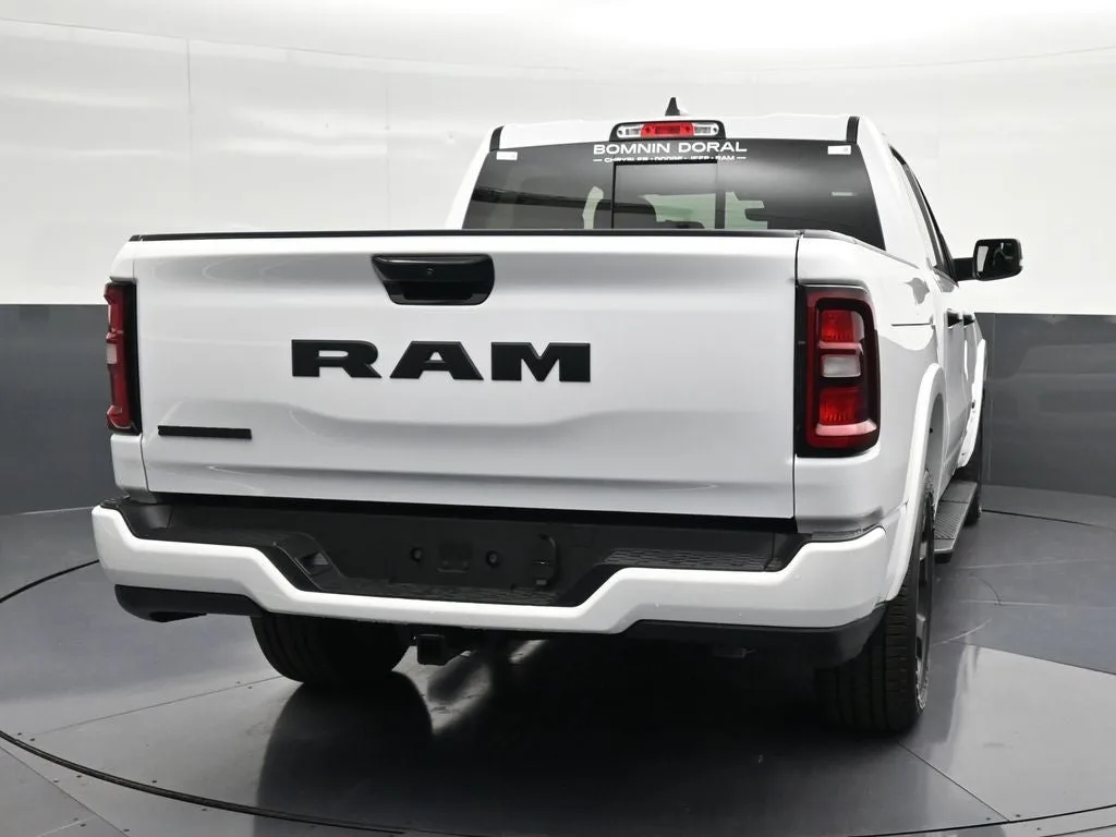 2025 RAM 1500 Big Horn/Lone Star photo 2