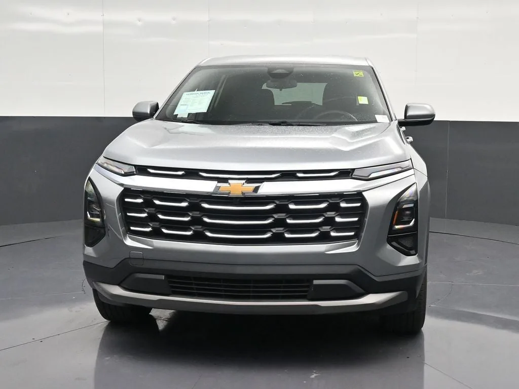 2026 Chevrolet Equinox LT photo 6