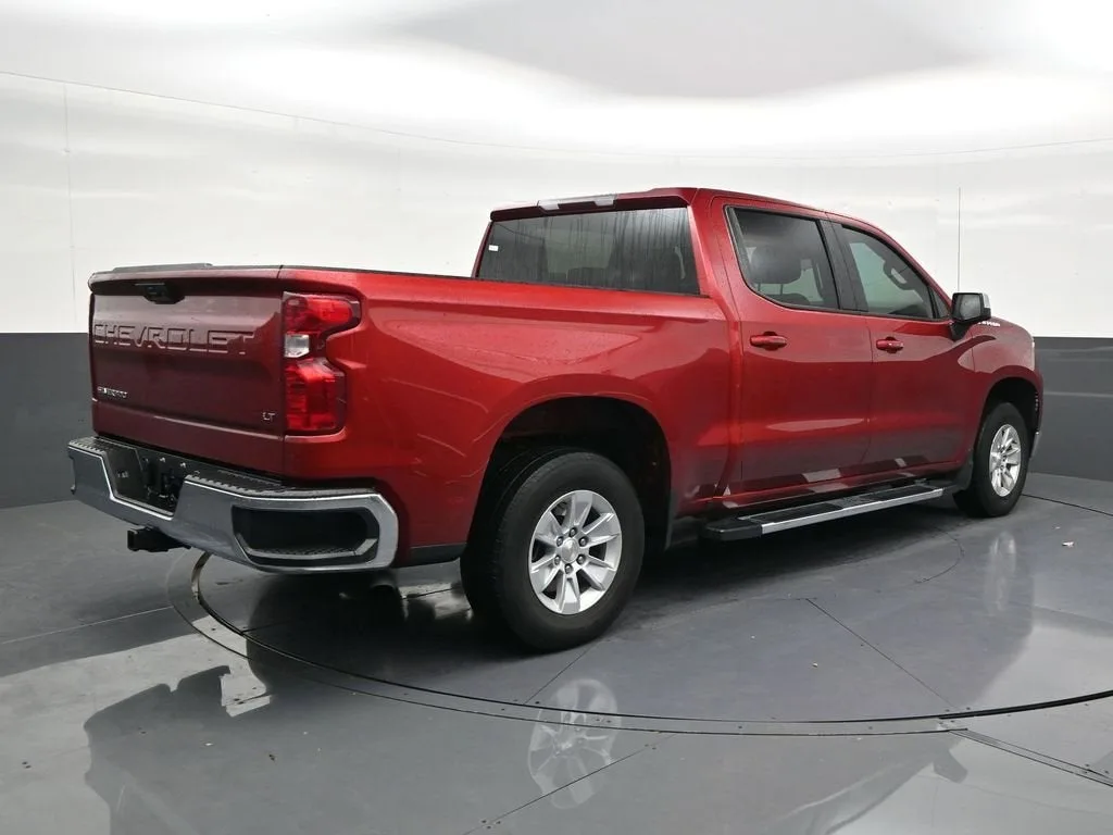 2023 Chevrolet Silverado 1500 LT photo 5