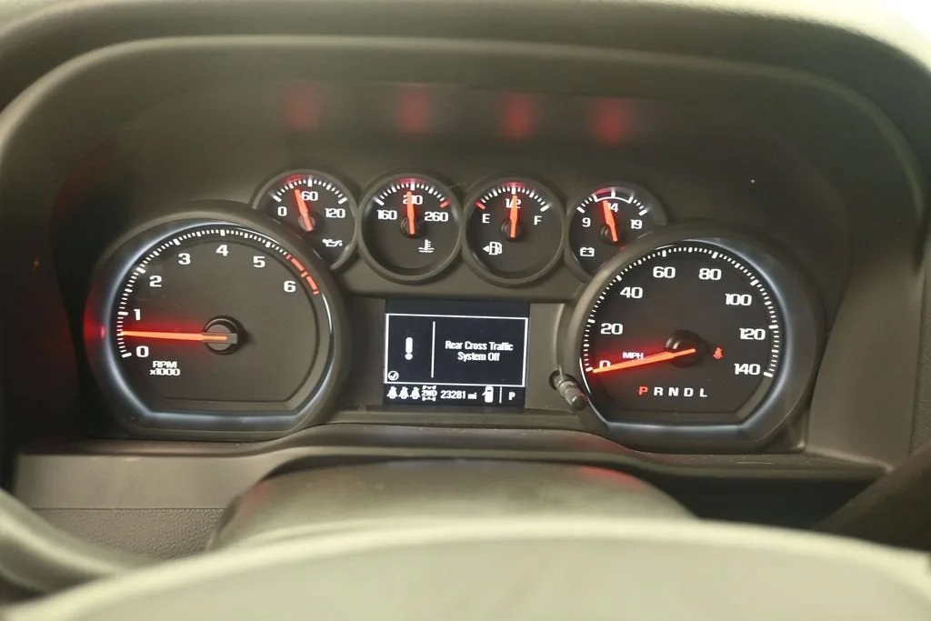 2025 Chevrolet Silverado 2500 HD Custom photo 11