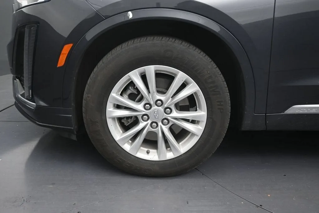 2023 Cadillac XT6 Luxury photo 9