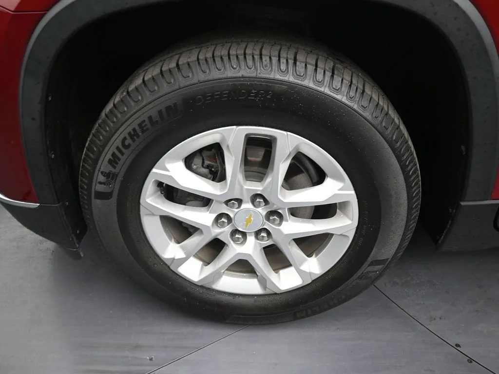 2021 Chevrolet Traverse LT Cloth photo 9
