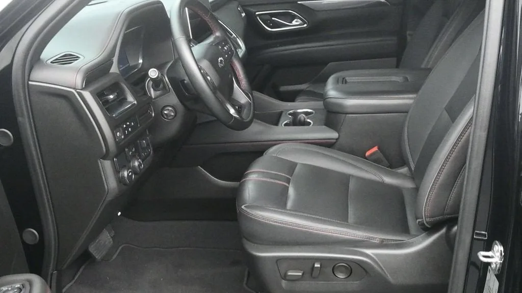 2024 Chevrolet Tahoe RST photo 10