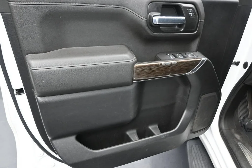 2021 Chevrolet Silverado 1500 LT photo 10