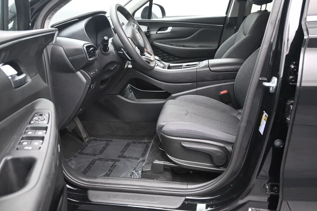 2023 Hyundai Santa Fe SE photo 11