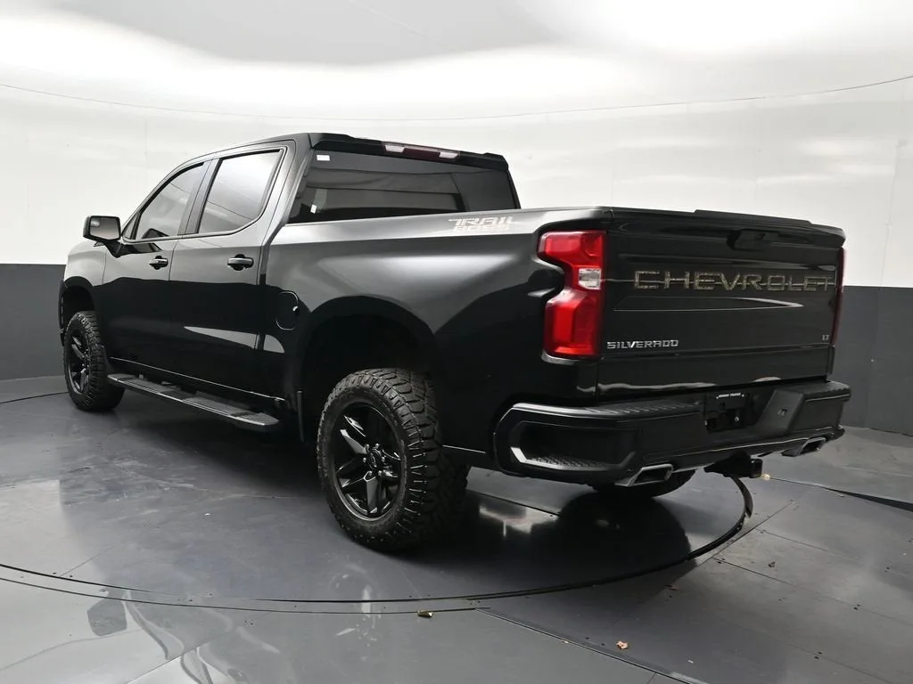2022 Chevrolet Silverado 1500 LTD LT Trail Boss photo 3