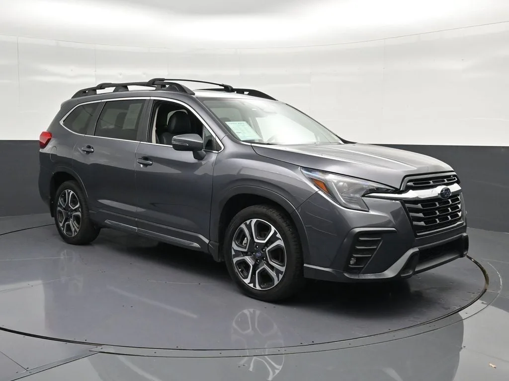 2023 Subaru Ascent Limited photo 5