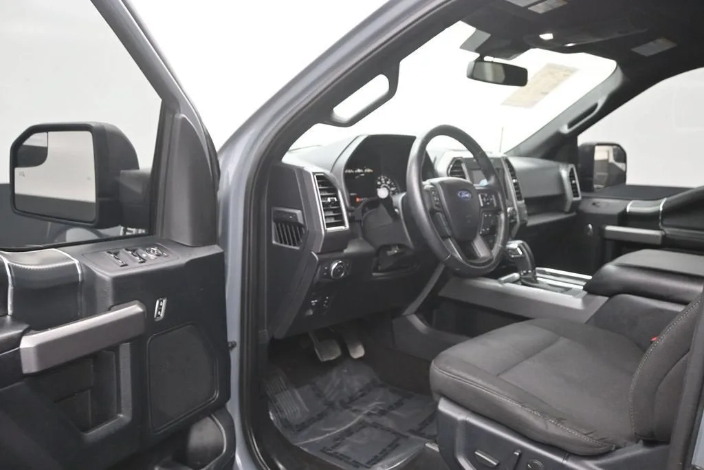 2020 Ford F-150 XL photo 11