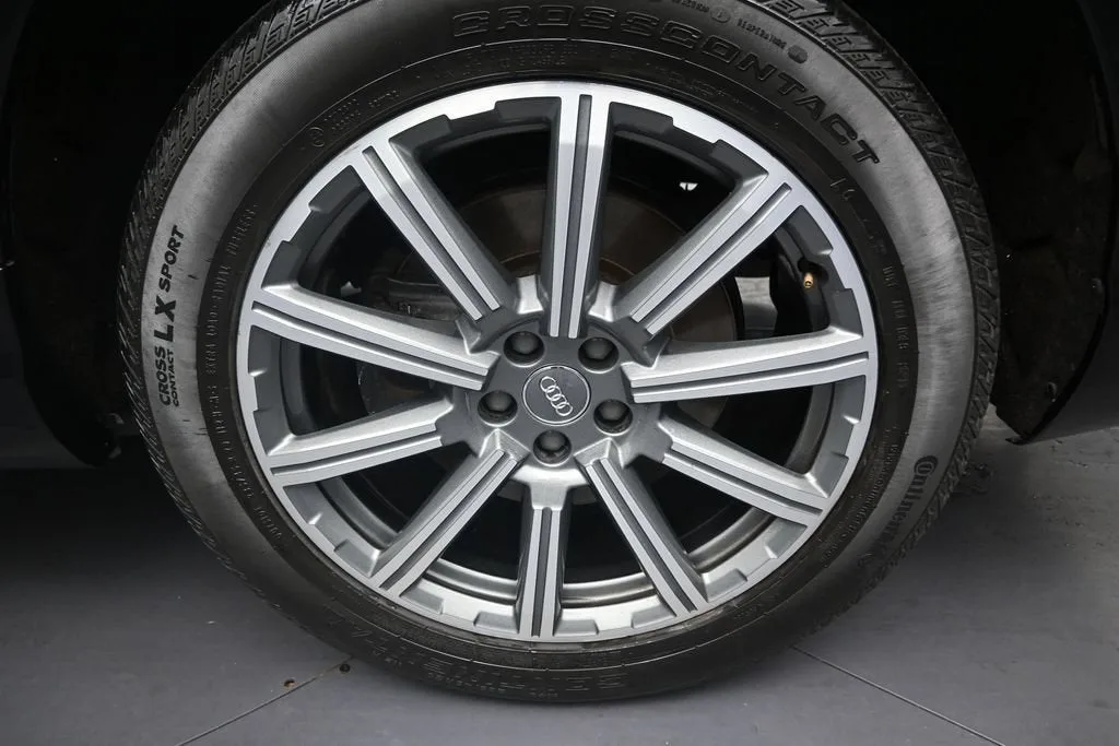 2018 Audi Q7 2.0T Premium photo 10
