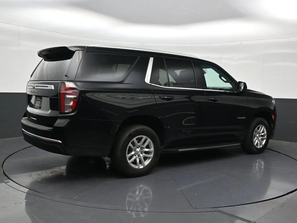 2024 Chevrolet Tahoe LS photo 5
