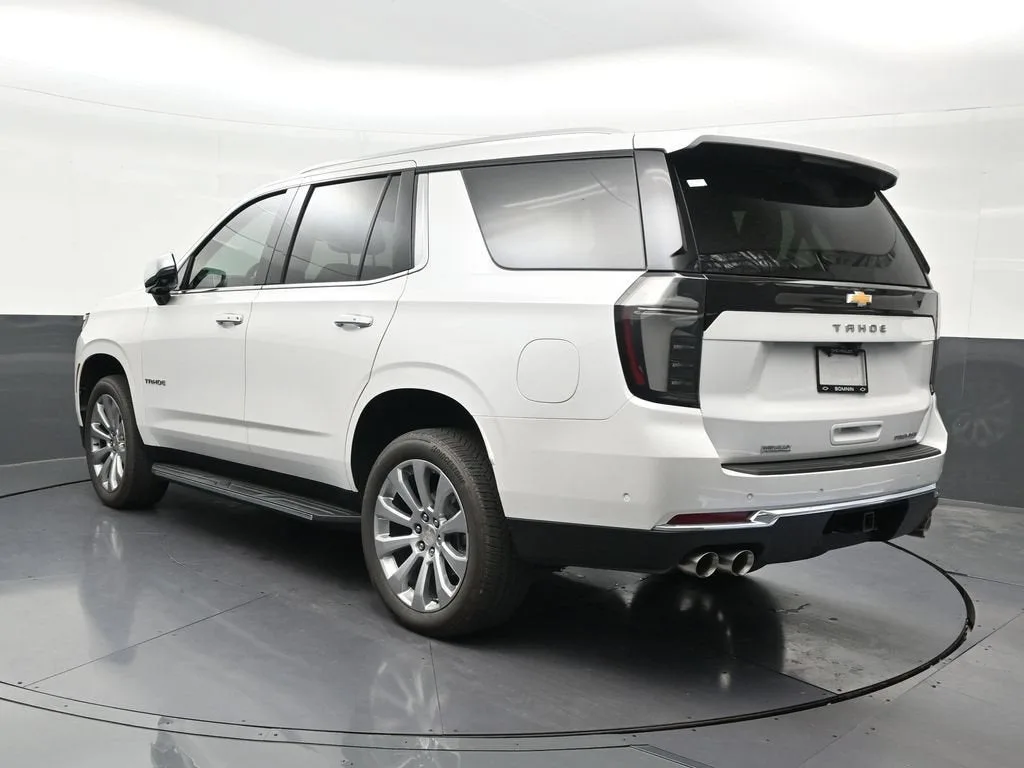 2025 Chevrolet Tahoe Premier photo 3