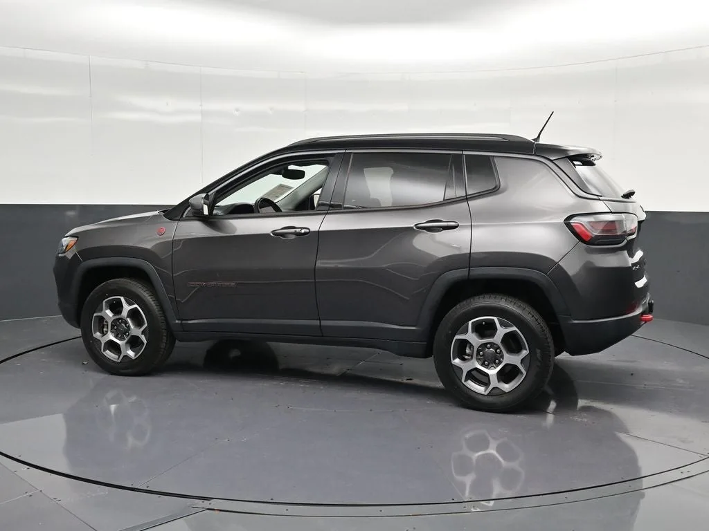 2022 Jeep Compass Trailhawk photo 8